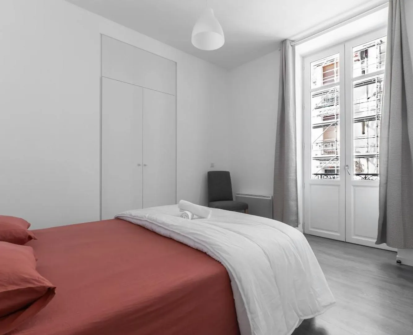Le Brit - Grand Appartement Design, 3 Chambres, Centre Ville Vichy Apartment